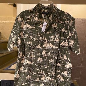 Hawaiian short sleeve shirt -XL